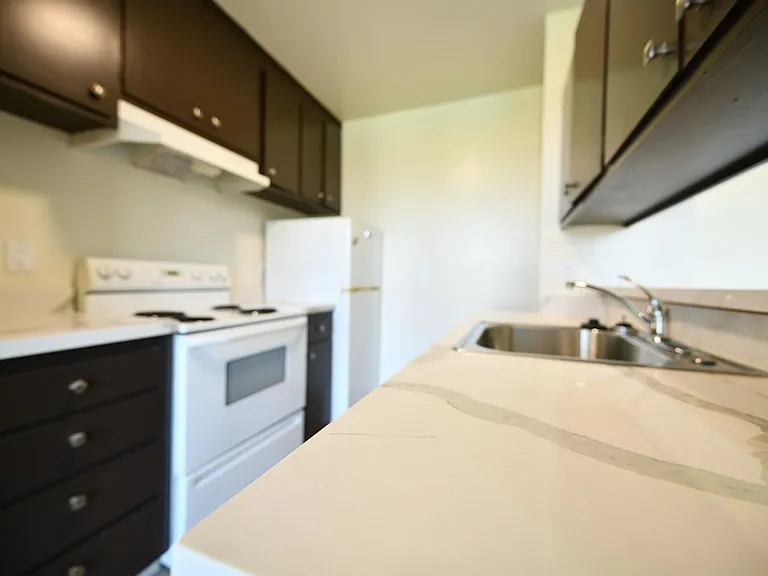 2415 College Ave. — Photo 4