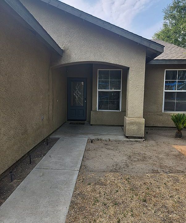 1st image of 832 W Anissa Ct