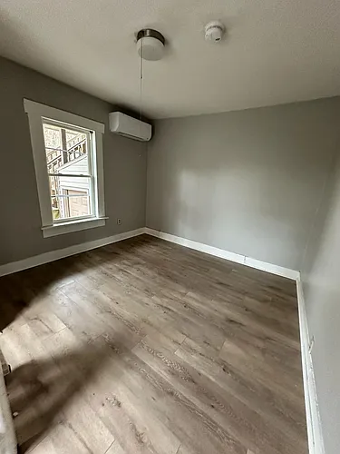 105 South St Photo 1
