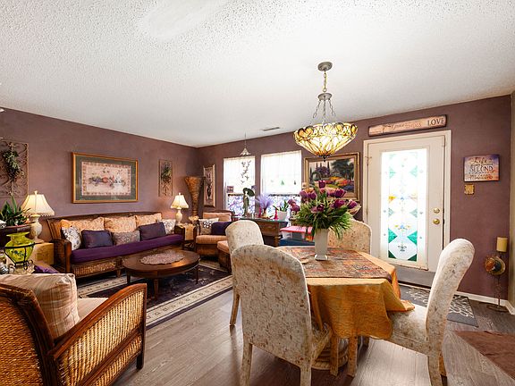 5th image of 5886 N Peppereel Way