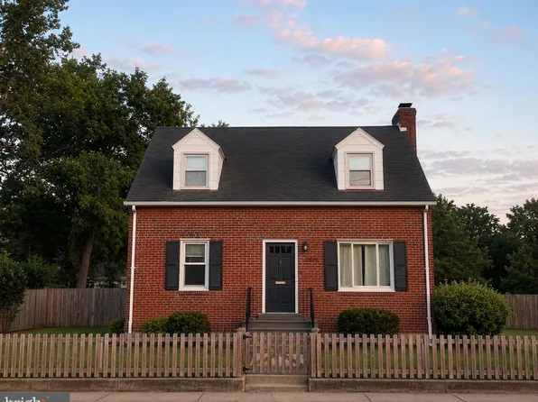 2414 Key Blvd, Arlington, VA 22201
