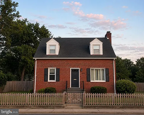 2414 Key Blvd Photo 1