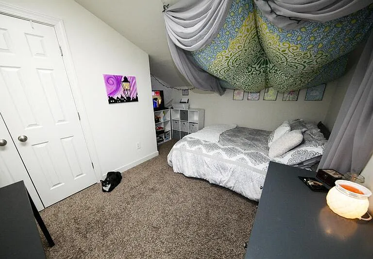 302 N Goshen St #203 — Photo 6