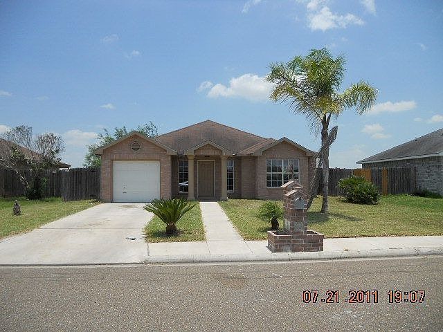 1st image of 418 Canela Dr