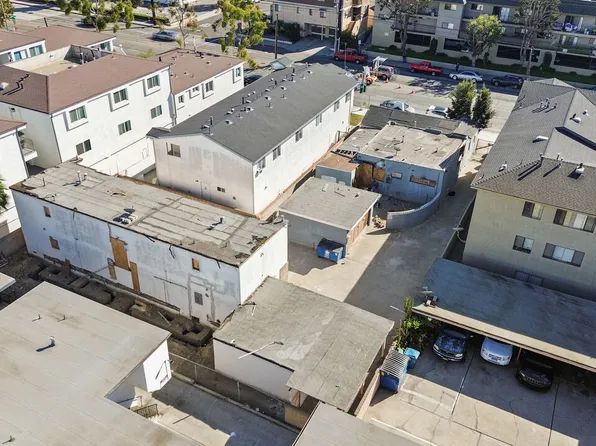 4457 W 120th St, Hawthorne, CA 90250