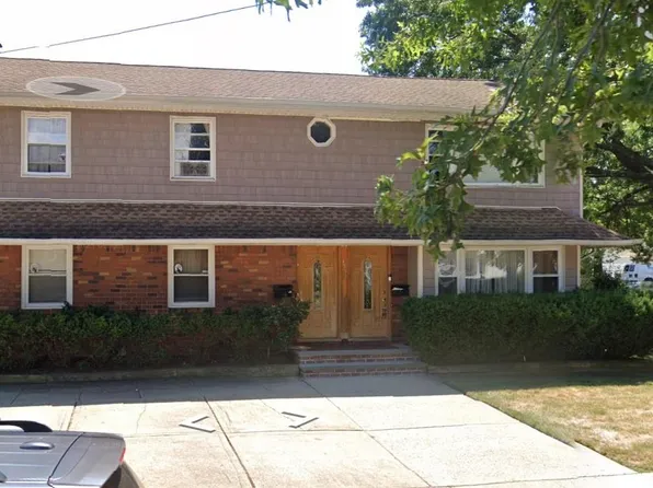 1551 Sweetman Avenue, Elmont, NY 11003