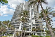 Collins Ave 704-001.jpg