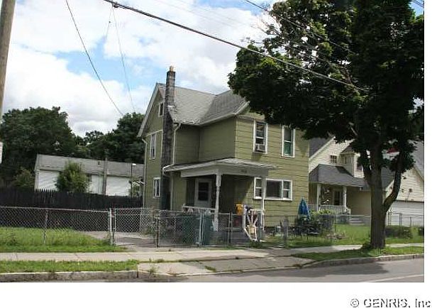 2nd image of 478 Jefferson Ave
