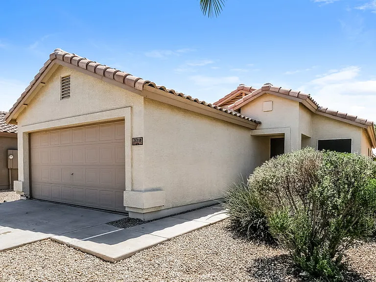 31318 N Shale Dr — Photo 3