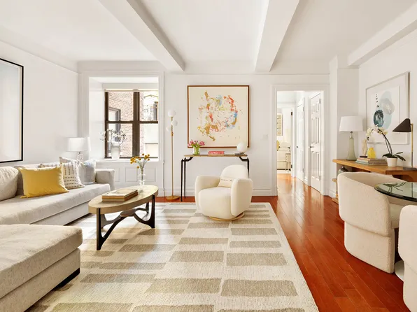 23 West 73rd Street 210 image 2 of 8