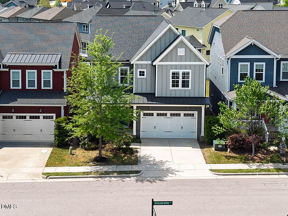 2nd image of 96 Woodland Grove Ln