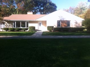 27 Emily Ln, Lemont, IL 60439