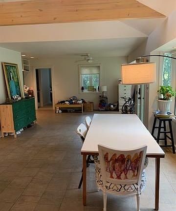 5th image of 425 Patterson Dr