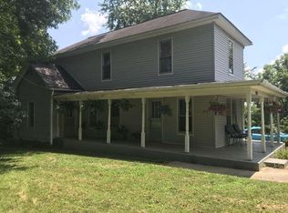 1459 Hall St, Huntington, WV 25705