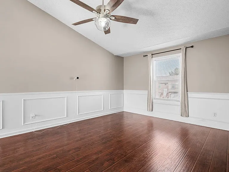 6069 Northbend Dr — Photo 4