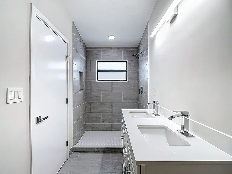 2505 Storter Ave — Photo 33