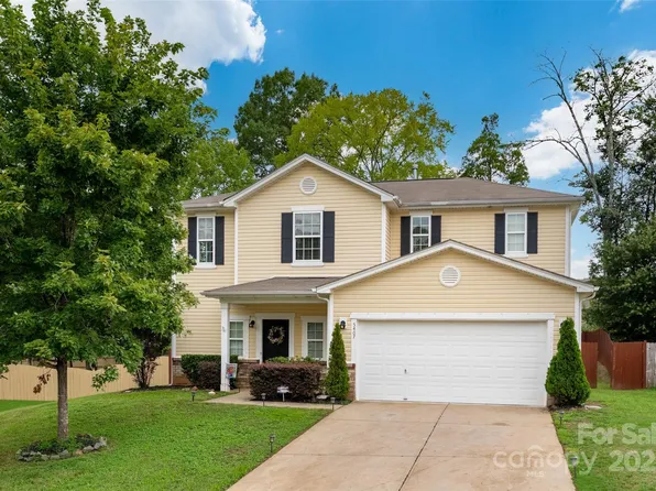 5407 Fenway Dr, Charlotte, NC 28273