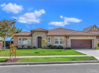 3273 Huntfield St, Corona, CA 92882