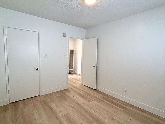 3rd image of 1845 W 166th St APT 6