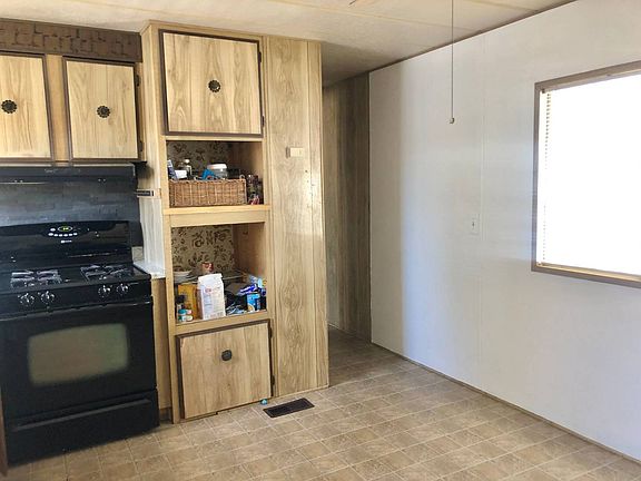 5th image of 5040 Jackson St #51