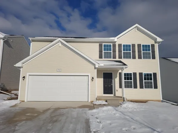 2735 Blooming Bud Ln, Kentwood, MI 49508