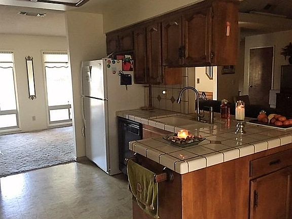 5th image of 17766 Bedford Dr