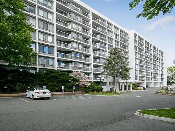 2nd image of 500 High Point Dr APT 605