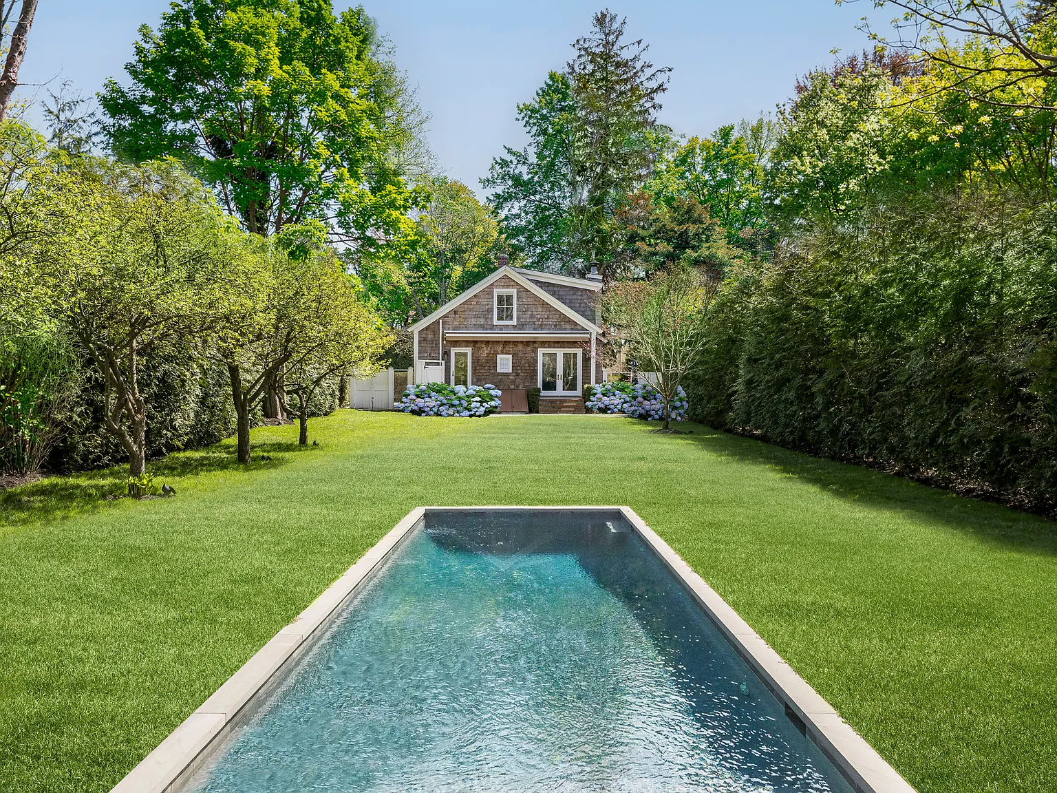 New Southampton Village Summer Rental — Photo 2