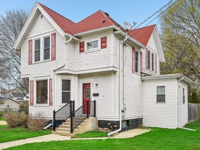 421 South Academy Street, Stoughton, WI, 53589