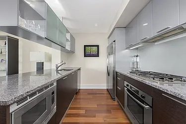 Sold by Dolly Lenz Real Estate LLC