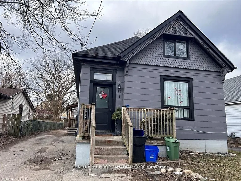 43 Josephine St #3 — Photo 1