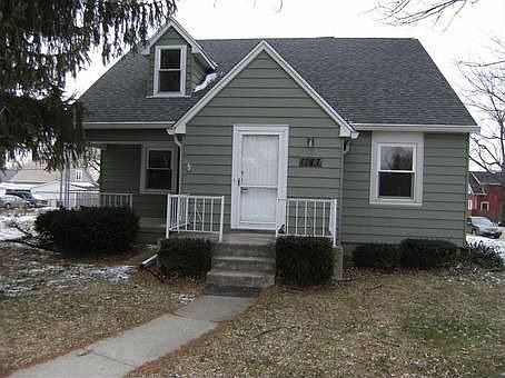 2nd image of 1147 Sharon Ave
