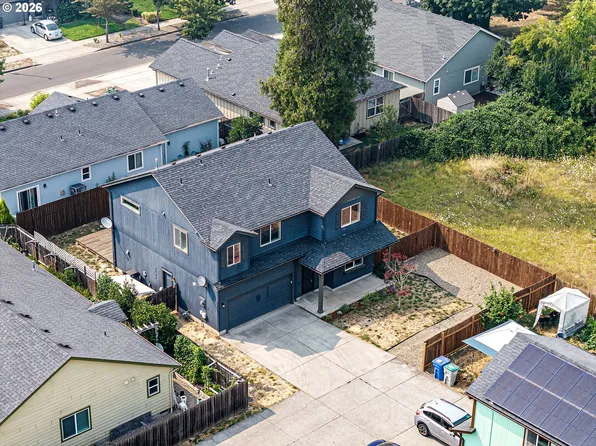 1137 Veronica Ln, Eugene, OR 97404