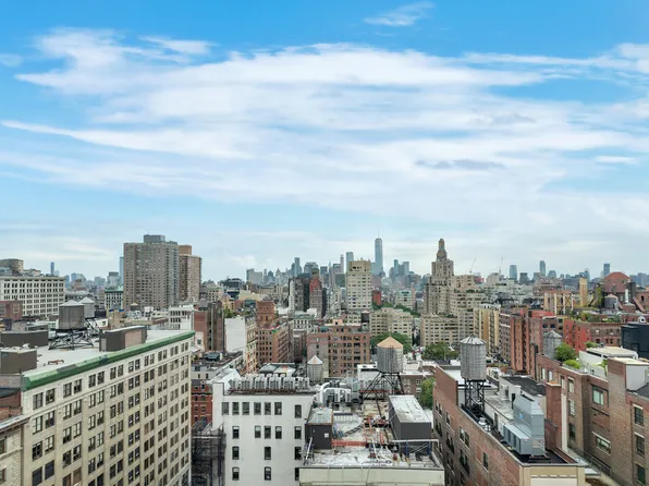 21 East 12th Street image 14 of 16