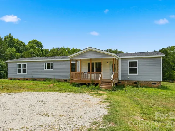 2245 Carter Hill Ln, Lancaster, SC 29720