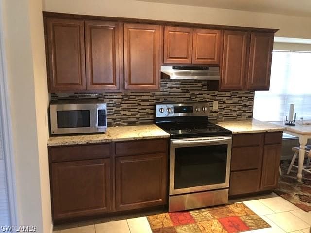 1st image of 10247 Sandy Hollow Ln