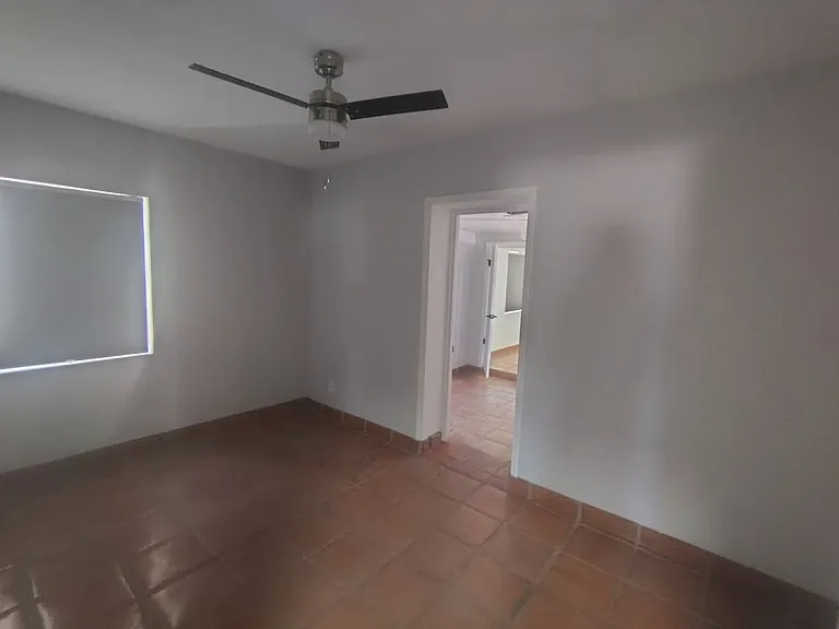 23 E Adams St — Photo 11