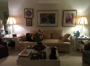 3626 Whitehall Dr APT 102, West Palm Beach, FL 33401