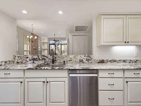 3rd image of 25555 N Windy Walk Dr Unit 39