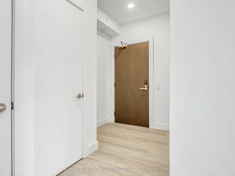 6 Greenbriar Rd #523 — Photo 7