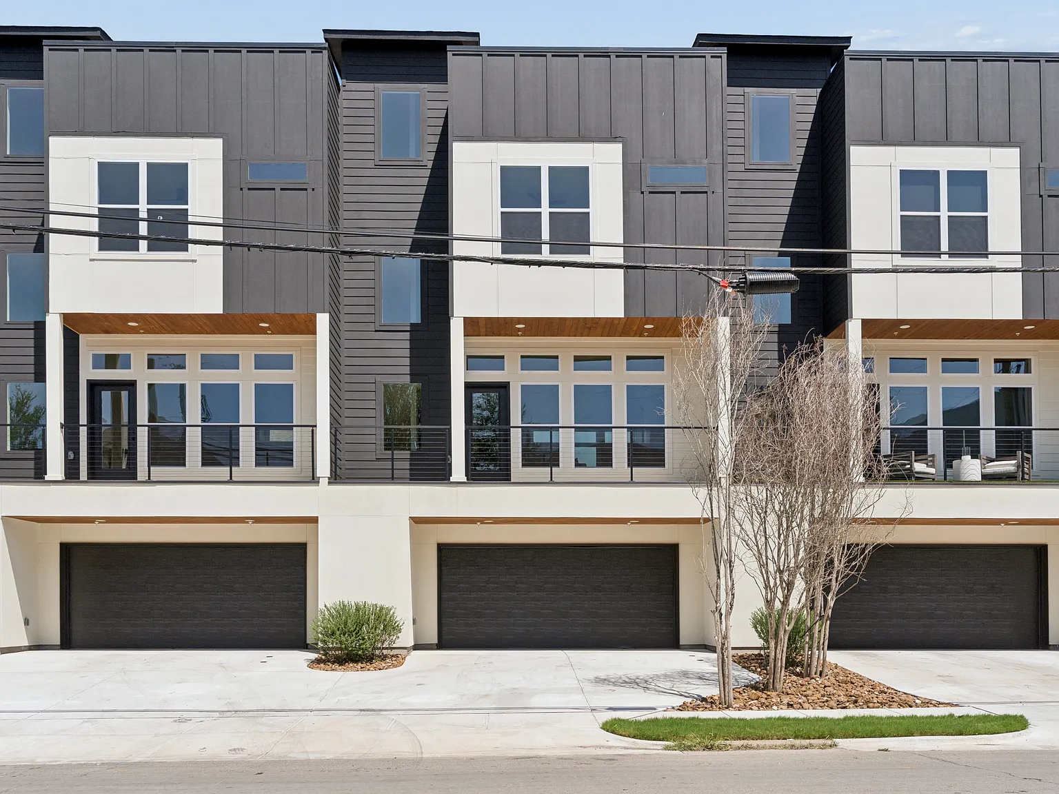 2 bed, 1840 sqft, $3,950 — Photo 4