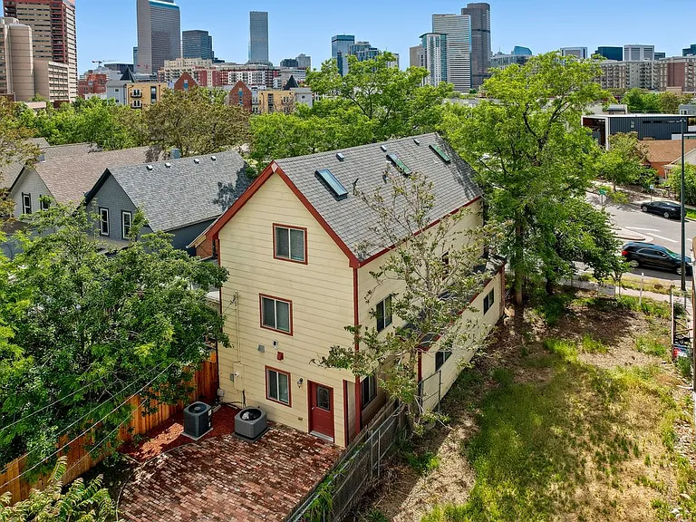 2250 N Washington St — Photo 32