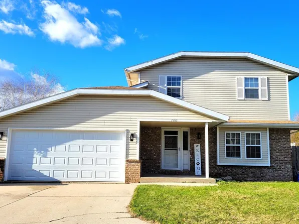 700 Oakfield STREET, West Bend, WI 53090