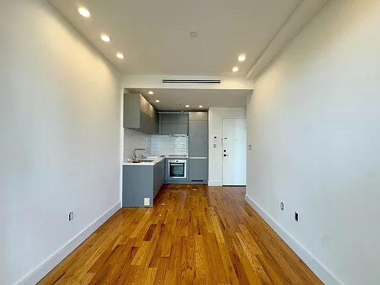 Rented by Pear NYC LLC | media 20
