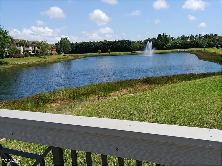20140 Estero Gardens Cir #204 — Photo 28