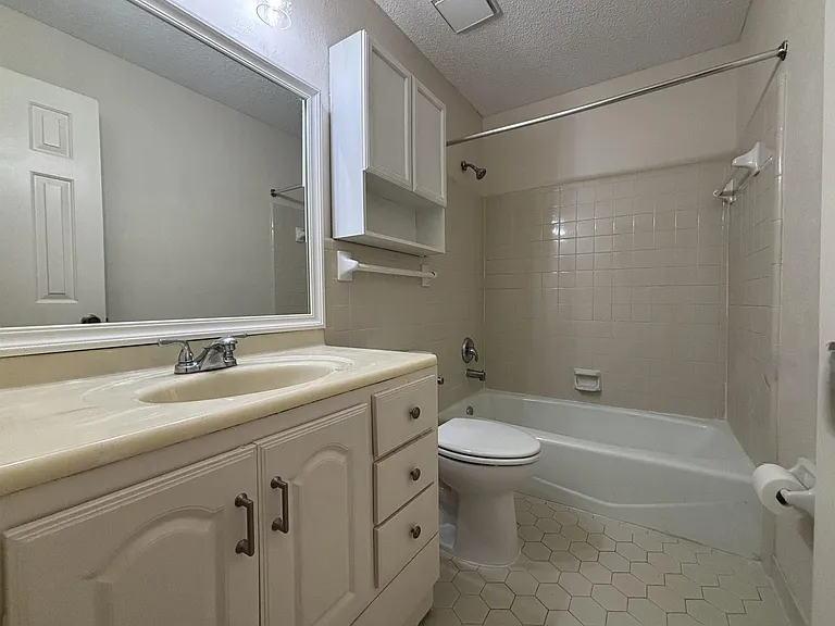 1153 Verlington Dr — Photo 15