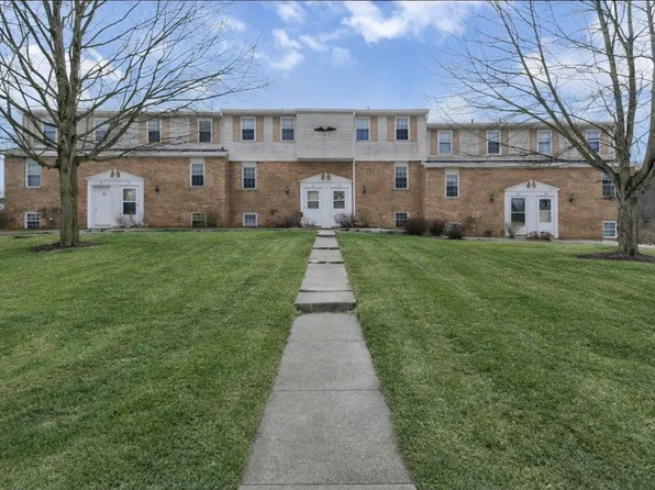 319 Bellford Ct, Cranberry Township, PA 16066