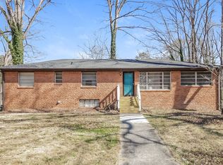 2658 Riggs Dr, East Pt, GA 30344