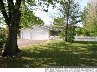 6409 E River Rd, Minneapolis, MN 55432