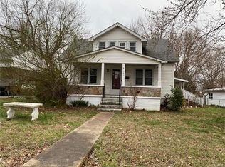 901 Myrtle Ave, Cuba, MO 65453